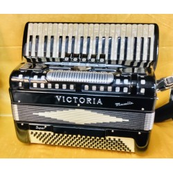 Victoria Super Compact Light 120 bass 3 voice 41 key Piano Accordion Used