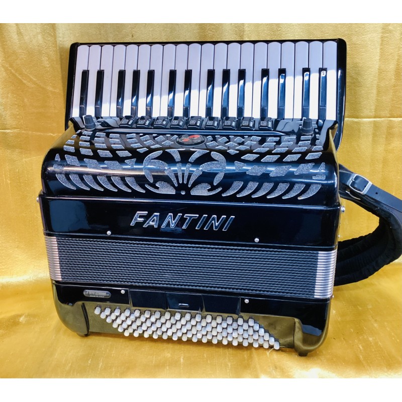Fantini Cassotto 34 Key 96 bass 4 Voice Double Octave Straight Tuned Used