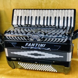 Fantini 96 Bass 4 voice Musette 37 Key Musette Piano Accordion Used