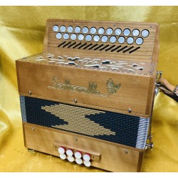 Used Dinn III C#/D Castagnari Cherry 3 Voice Accordion