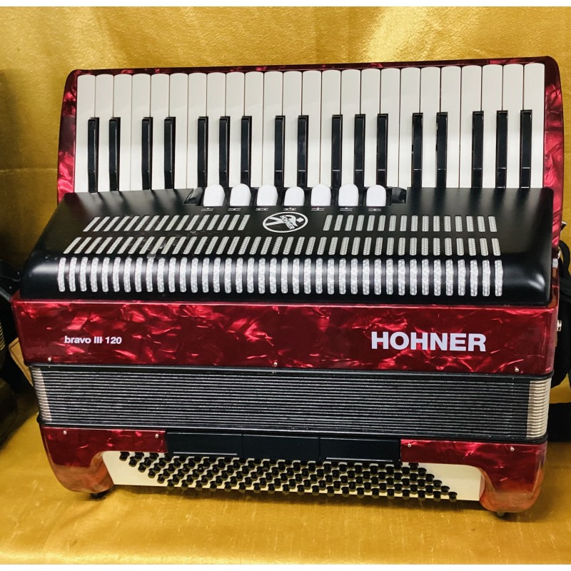 Hohner Bravo 120 Bass Tremolo 3 Voice Red Piano Accordion Used Hohner Bravo 120 Bass Tremolo 3 Voice Red Piano Accordion Used