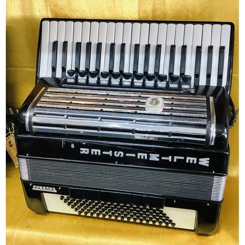 Weltmeister Consona 96 Bass Semi-Cassotto LMMH Piano Accordion Used Weltmeister Consona 96 Bass Semi-Cassotto LMMH Piano Accordion Used