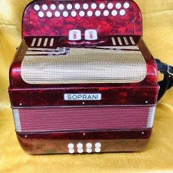 V Soprani B/C 4 Voice Musette Button Accordion Used