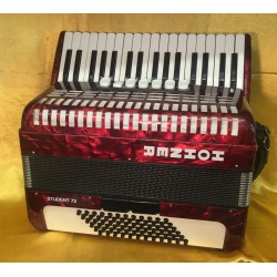 Hohner Student 34/72 Tremolo 3 Voice Red Used