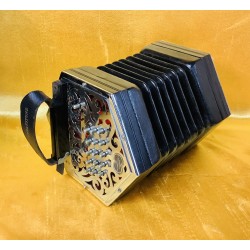 Used Wheatstone Anglo Concertina S/N 54093 C/g 30 button Raised Metal Ends