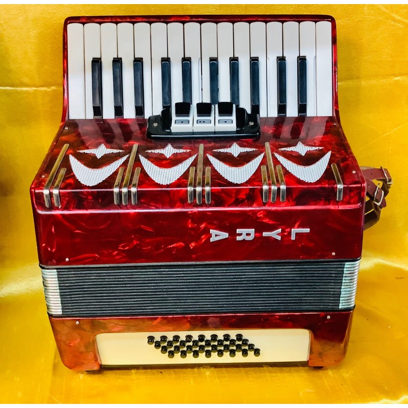 Lyra Galotta 26 key 32 Bass Accordion German made used Lyra Galotta 26 key 32 Bass Accordion German made used